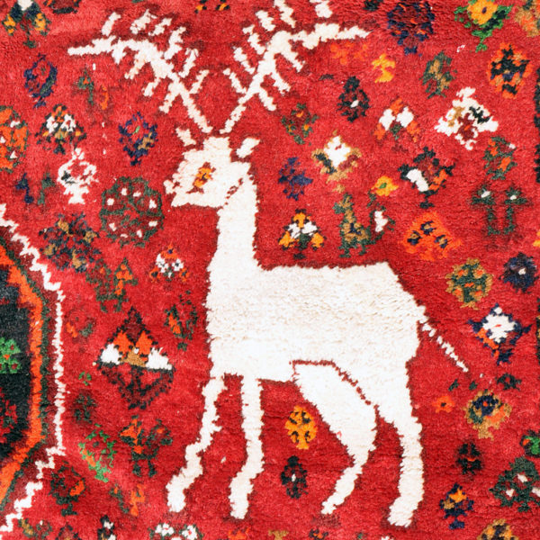 White Reindeer & Lion Qashqai Rug -- Q0055