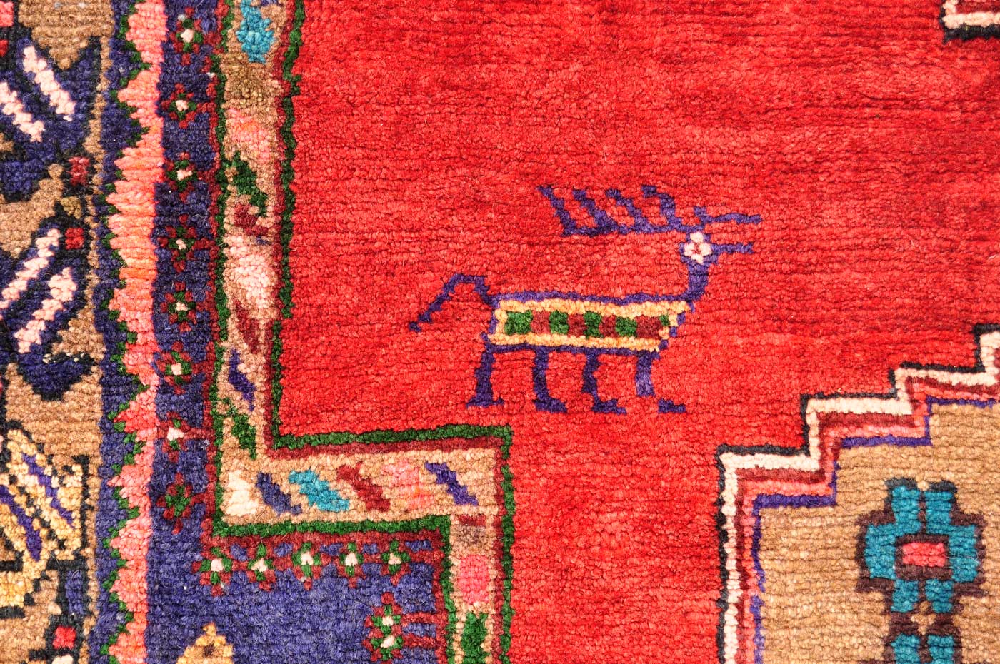 deer-rug-hamadan-iran