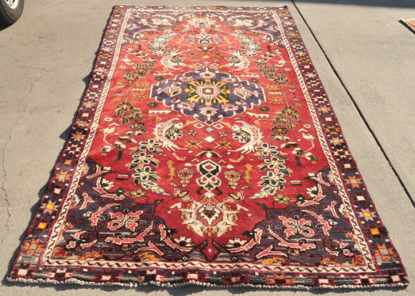 <a class="more-link" href="https://dingo.gallery/product/persian-hamadan-village-carpet-with-medallion-and-white-birds-9-ft-by-5-ft/">Continue Reading →</a> Persian dove hamadan rug