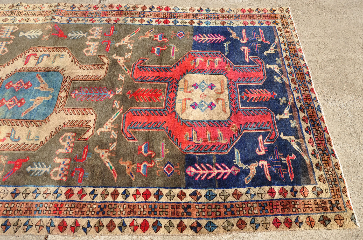 <a class="more-link" href="https://dingo.gallery/product/runner-sarabi-lenkoran-motif-bird-rug-9-ft-5-in-by-4-ft-5-in/">Continue Reading →</a> LK0007B_9-5×4-5_i14_21w