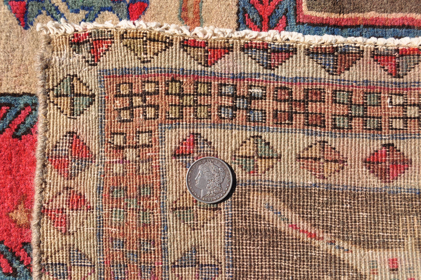 <a class="more-link" href="https://dingo.gallery/product/runner-sarabi-lenkoran-motif-bird-rug-9-ft-5-in-by-4-ft-5-in/">Continue Reading →</a> LK0007B_9-5×4-5_i14_24w