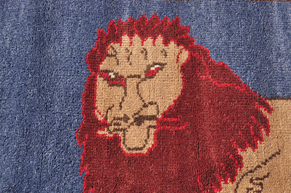 lion-rug-Persia-carpet