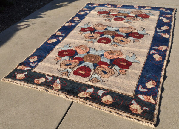 <a class="more-link" href="https://dingo.gallery/product/charming-rose-gol-farang-cream-and-blue-rug-9-ft-4-in-by-6-ft-2-in/">Continue Reading →</a> gol farang flower rose rug