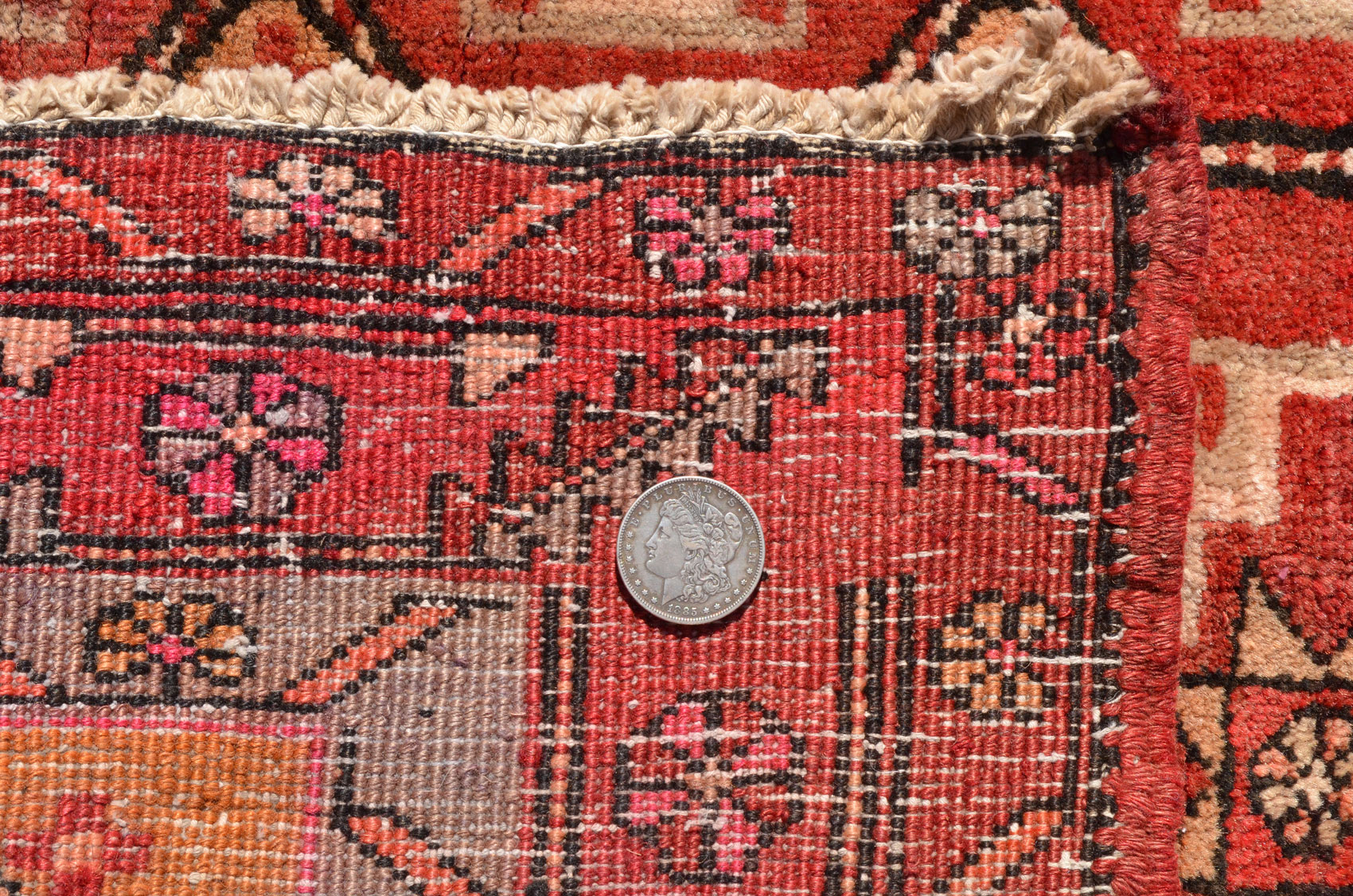 <a class="more-link" href="https://dingo.gallery/product/runner-shirvan-geometric-caucasian-rug-10-ft-3-in-by-4-ft/">Continue Reading →</a> SV0012_10-3x4_N21_18w