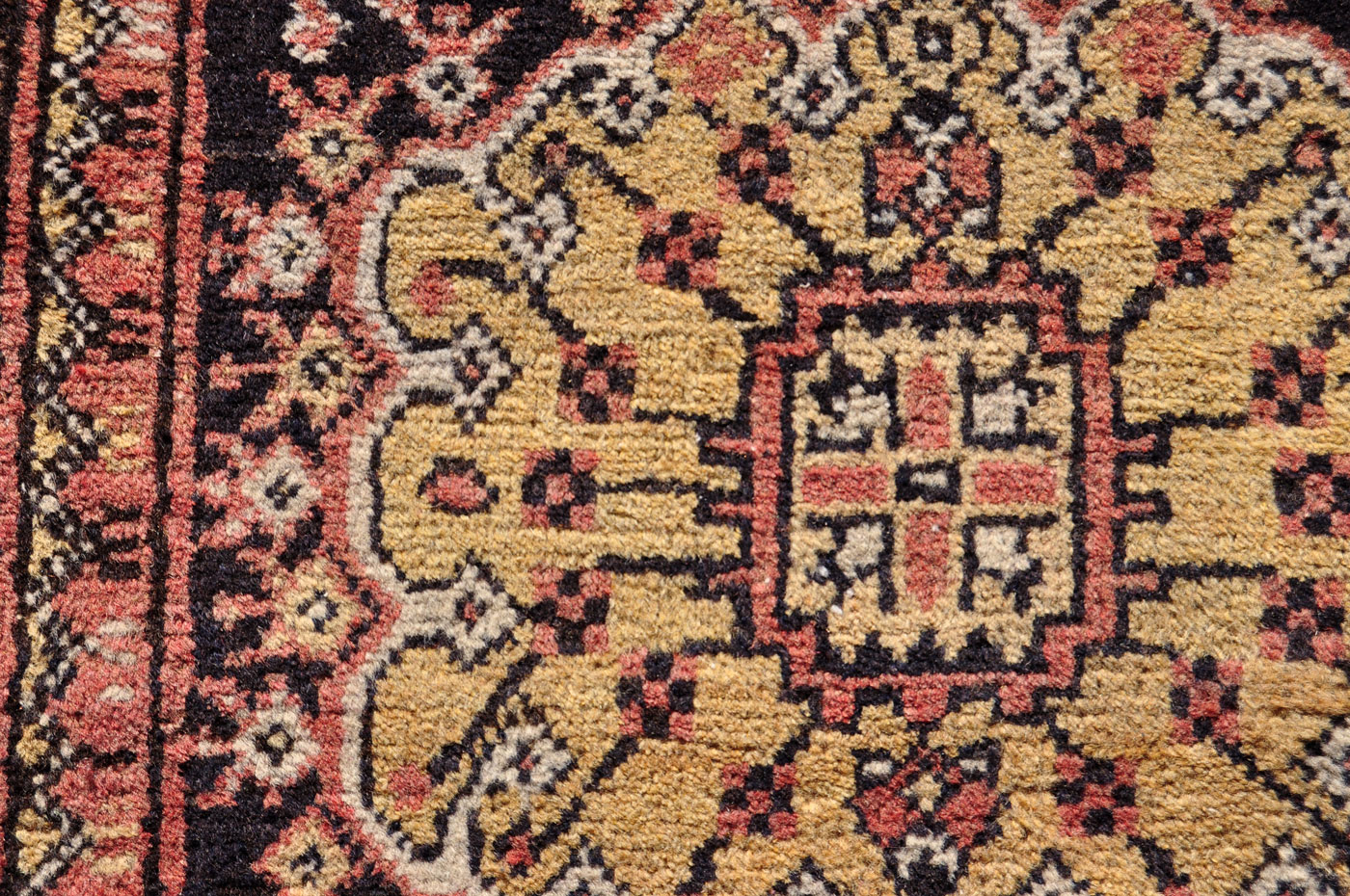 <a class="more-link" href="https://dingo.gallery/product/turkoman-antique-village-rug-9-ft-by-6-ft-7-in/">Continue Reading →</a> TU0066_9x6-7_O80_12w